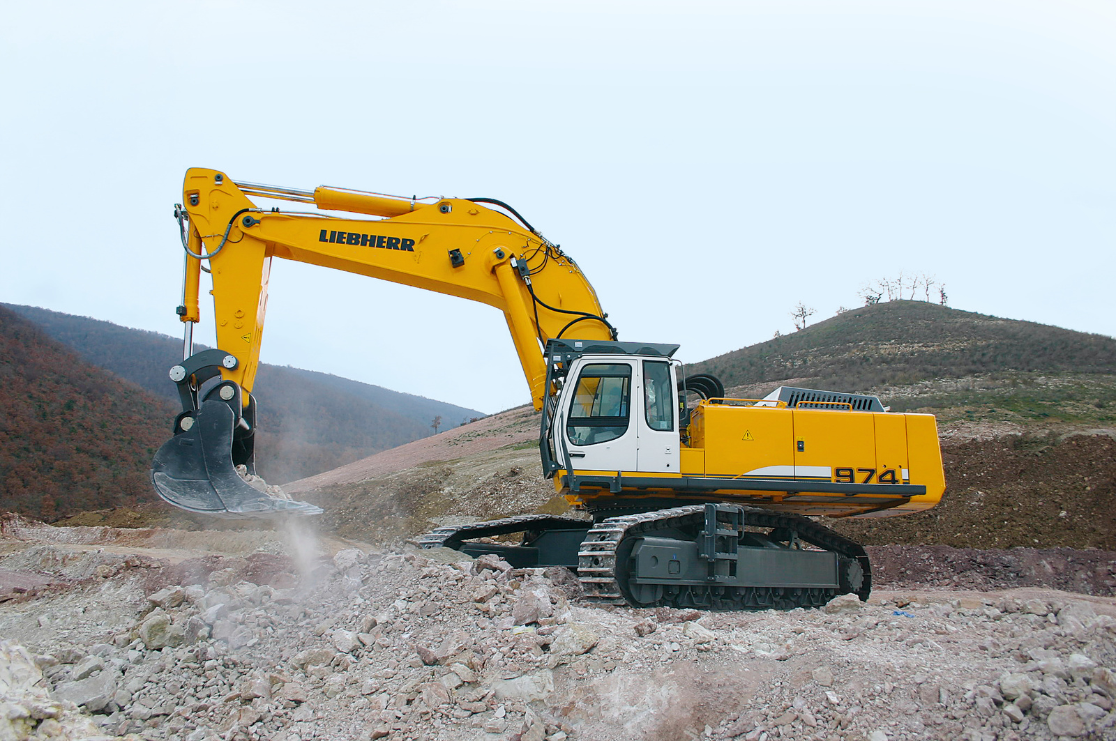 Liebherr discount r 974